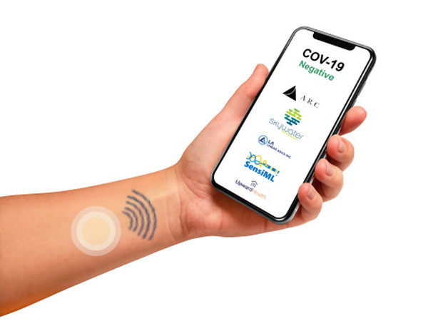 Phát triển miếng dán đo thân nhiệt giúp phát hiện bệnh COVID-19 ảnh 1