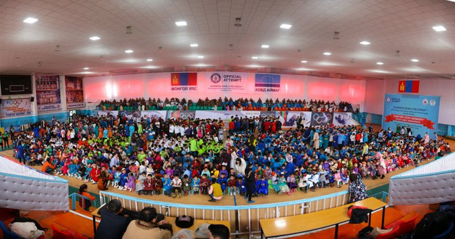 Mông Cổ lập kỷ lục Guiness về số người hát đồng song thanh nhiều nhất ảnh 2