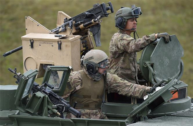 Binh sỹ Mỹ tham gia một cuộc diễn tập tại Grafenwoehr, Đức. (Ảnh: AFP/TTXVN) Nga cáo buộc Mỹ làm gia tăng căng thẳng xung quanh tình hình Ukraine ảnh 1