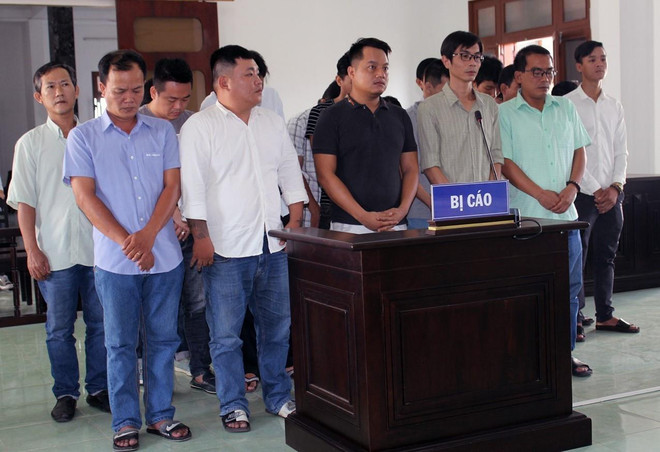 Phú Yên: Phạt tù 20 bị cáo đánh bạc và tổ chức đánh bạc qua mạng ảnh 1