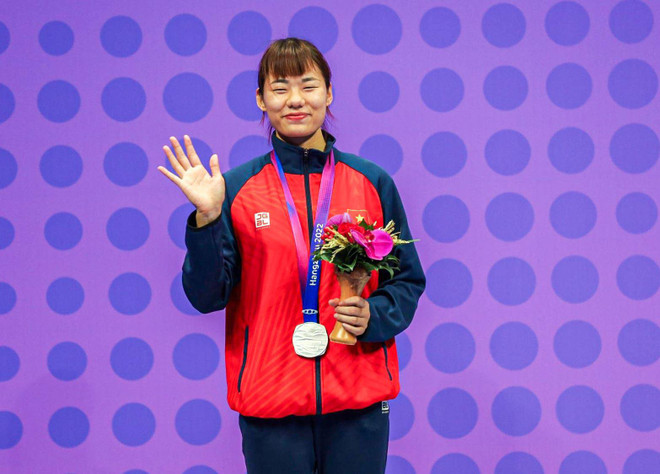 Thua đối thủ chủ nhà, Nguyễn Thị Ngoan giành huy chương Bạc ASIAD 19 ảnh 1