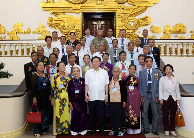 Chính phủ cố gắng tăng trợ cấp hàng năm đối với người có công ảnh 1