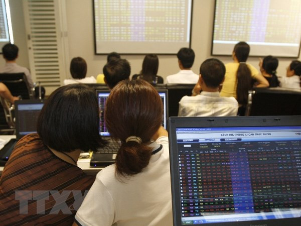 Thị trường ngập sắc xanh, VN- Index tăng gần 38 điểm ảnh 1