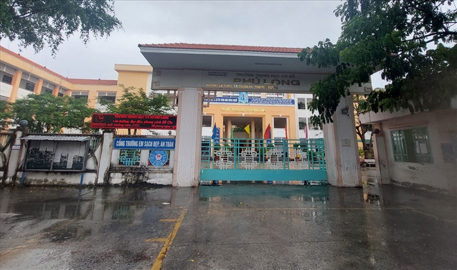 Con hiệu trưởng lộ đề thi khiến hàng trăm học sinh phải thi lại ảnh 1