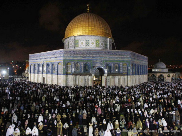 Đền thờ Al-Aqsa được mở cửa trở lại. (Nguồn: AP) Israel mở cửa trở lại đền thờ Hồi giáo Al-Aqsa sau xung đột ảnh 1