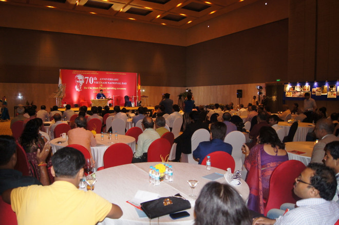 Ấn Độ trang trọng lưu dấu ấn của Hồ Chủ tịch tại thành phố Kolkata ảnh 1