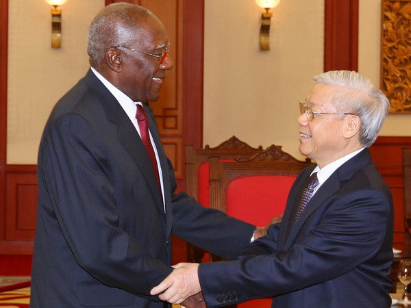 Lãnh đạo Đảng, Nhà nước tiếp Đoàn đại biểu cấp cao Đảng Cộng sản Cuba ảnh 1