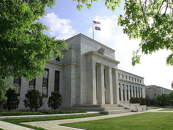 Fed tiến hành họp phiên đầu tiên kể từ khi tăng lãi suất ảnh 1