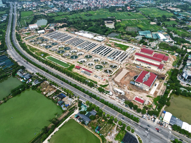 Nhà máy xử lý nước thải Yên Xá - một trong những dự án quy mô lớn nhất và mang tính cấp bách của Hà Nội về xử lý nước thải. (Ảnh: Tuấn Anh/TTXVN) nha-may-xu-ly-nuoc-thai-8335.jpg