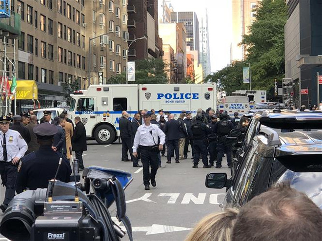 Mỹ: Lại phát hiện bưu kiện khả nghi gửi tới nghị sỹ đảng Dân chủ ảnh 1