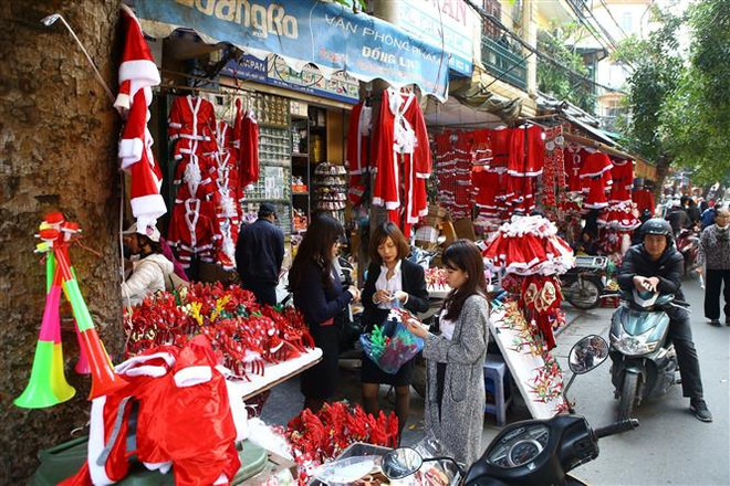 Hà Nội và nhiều khu vực trên cả nước đón Noel 2018 trong thời tiết đẹp ảnh 1