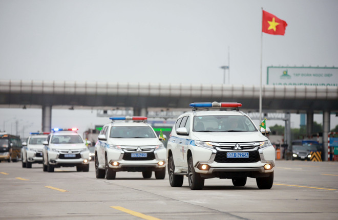 Ngày đầu đợt cao điểm an toàn giao thông: 8.700 trường hợp vi phạm ảnh 2