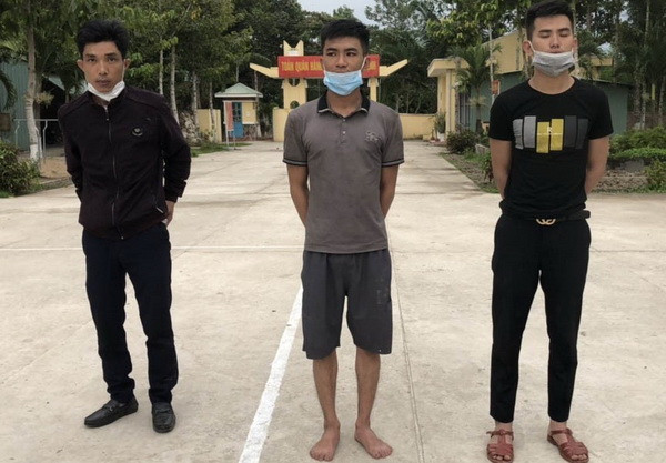 Long An: Bắt giữ 3 đối tượng xuất cảnh trái phép sang Campuchia ảnh 1