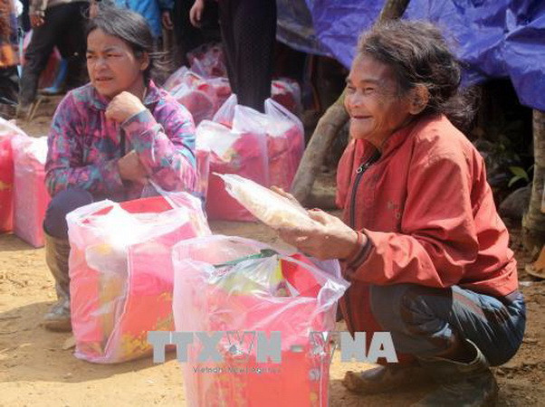 Hỗ trợ người nghèo, gia đình chính sách, người có công đón Tết ảnh 4