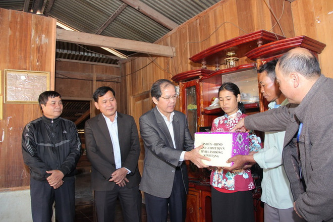 Hỗ trợ người nghèo, gia đình chính sách, người có công đón Tết ảnh 1