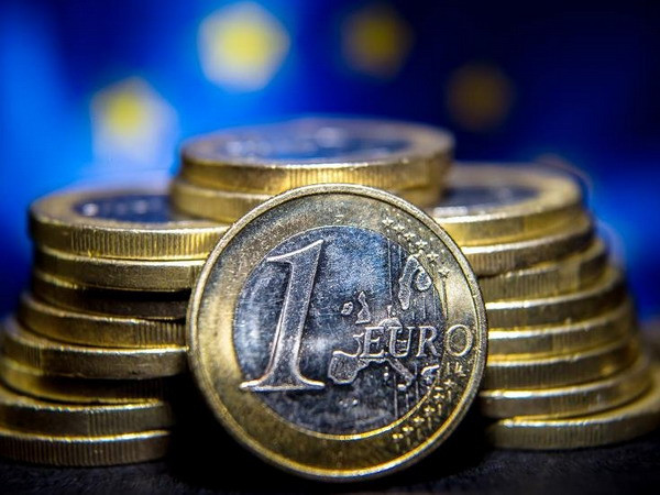 EU quyết tâm kiểm soát hành vi trốn thuế sau bê bối LuxLeaks ảnh 1