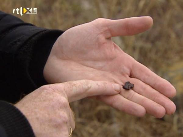 Phát hiện mảnh vỡ tên lửa BUK tại hiện trường máy bay MH17 ảnh 2