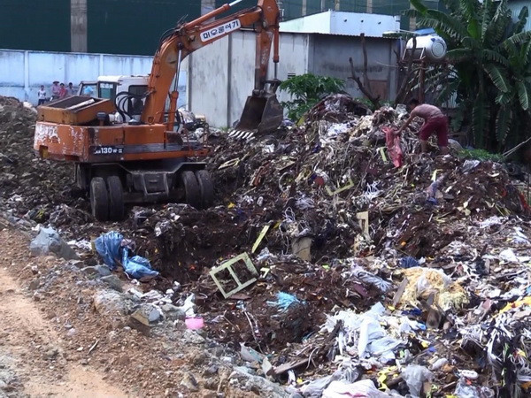 Bình Dương: Xử lý vụ tập kết lượng lớn chất thải nguy hại ở Thuận An ảnh 1