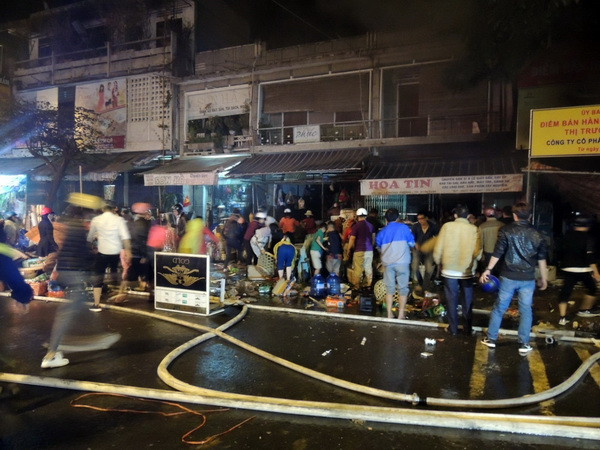 Điều tra nguyên nhân vụ cháy cửa hàng điện nước tại Kon Tum ảnh 1