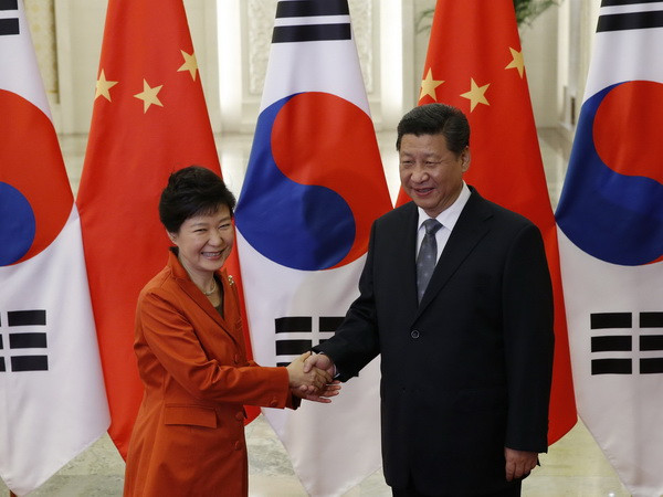 Hàn Quốc đề xuất gặp thượng đỉnh ba bên với Trung Quốc, Nhật Bản ảnh 1