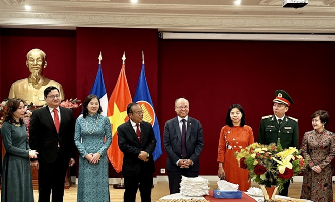 ttxvn_Kham-Inh Khitchadeth (2).jpg