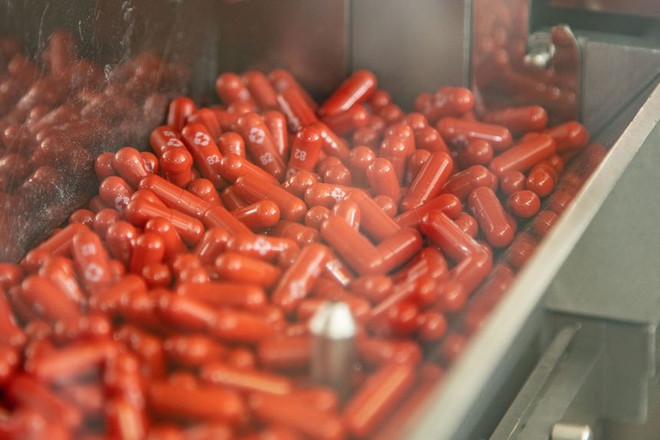 Thuốc điều trị COVID-19 đường uống của Merck cho hiệu quả tích cực ảnh 1