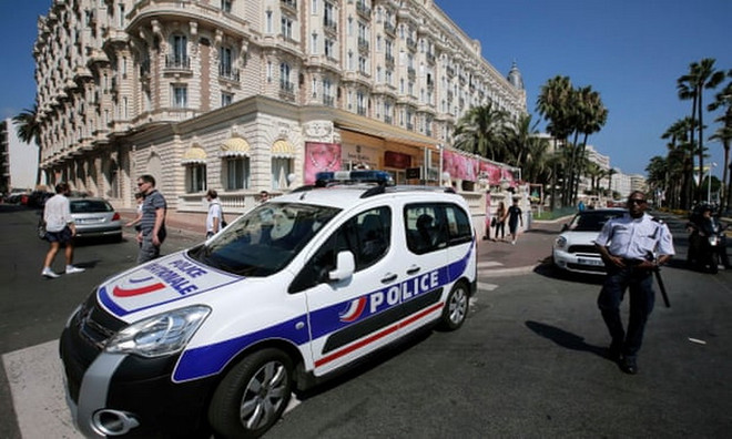 Tây Ban Nha bắt nghi phạm là thành viên băng cướp "Pink Panthers" ảnh 1