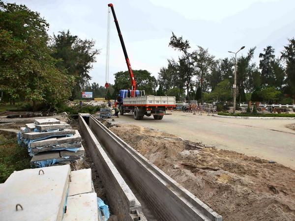 Phó Thủ tướng Vương Đình Huệ trả lời chất vấn của đại biểu Quốc hội ảnh 1