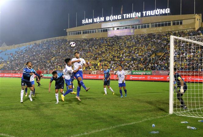 V.League 2022: Nam Định thất thủ 0-2 trước Topenland Bình Định ảnh 1