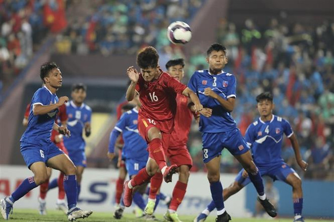 Vòng loại U17 châu Á năm 2023: Việt Nam thắng đậm Nepal ảnh 2