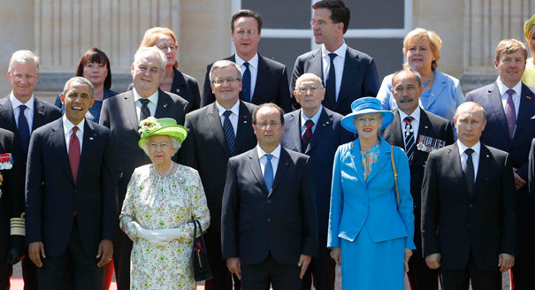 Tổng thống Nga, Mỹ trao đổi ngắn bên lề lễ kỷ niệm D-Day ảnh 1