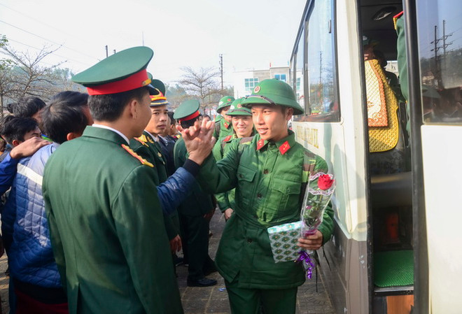 Những thanh niên tình nguyện cống hiến tuổi xuân bảo vệ Tổ quốc ảnh 1