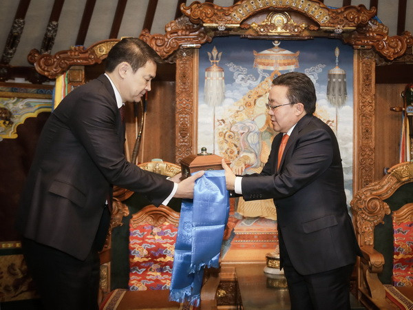 Dấu hiệu bất ổn xuất hiện trên chính trường Mông Cổ ảnh 1