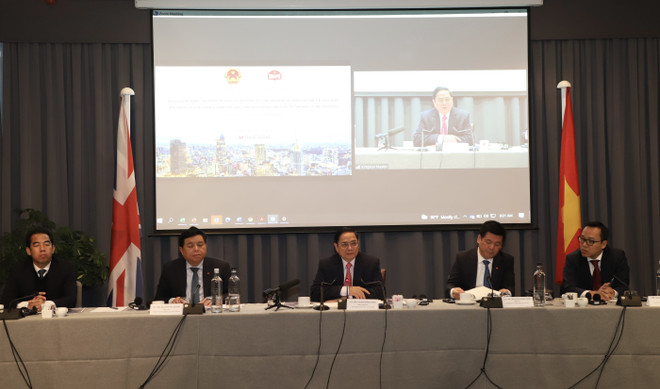 [Photo] Thủ tướng Phạm Minh Chính gặp gỡ cộng đồng doanh nghiệp Anh ảnh 1