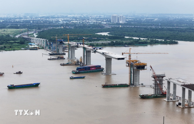 ttxvn thi cong cau nhon trach_resize.jpg