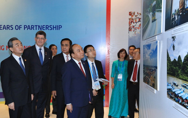 Khai mạc Triển lãm ảnh 25 năm hợp tác tiểu vùng Mekong mở rộng ảnh 2