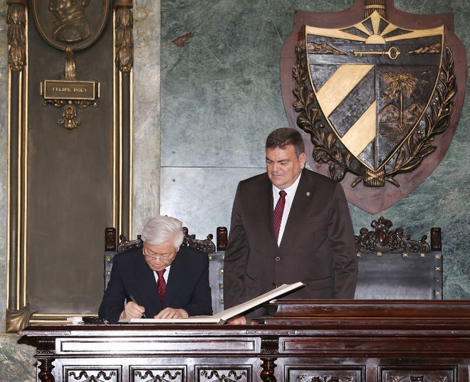 Tổng Bí thư Nguyễn Phú Trọng nhận Bằng Tiến sỹ danh dự tại Cuba ảnh 4