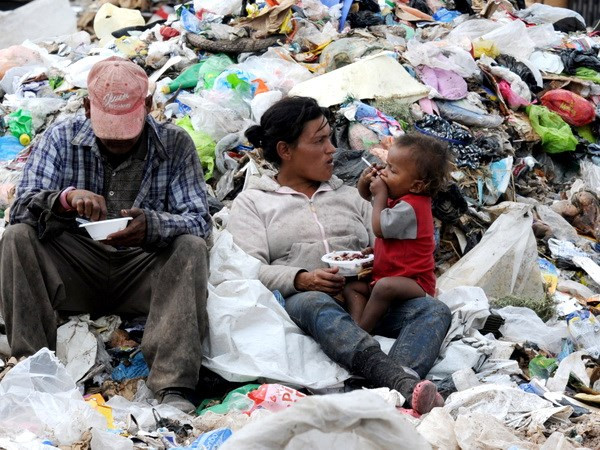 Các quốc đảo nhỏ đối mặt với nhiều thách thức kinh tế và xã hội ảnh 1