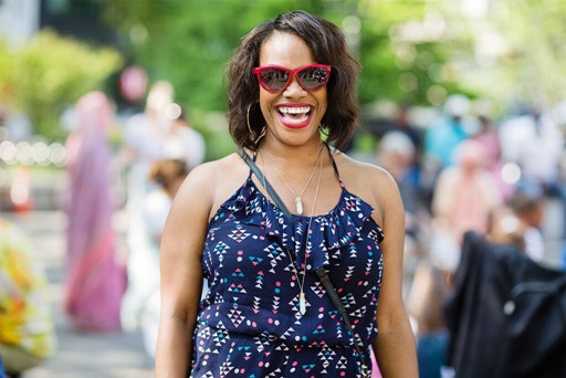 On the street: Những bóng hồng trên đường phố New York ảnh 5