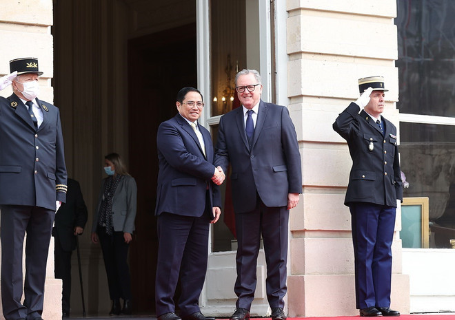 Thủ tướng Phạm Minh Chính hội kiến Chủ tịch Quốc hội Pháp ảnh 2