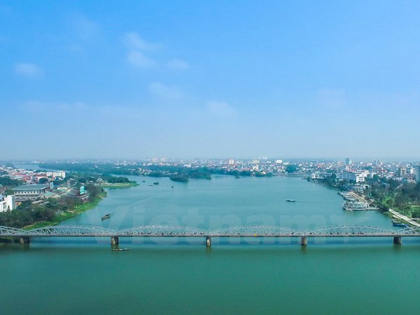 Phát huy truyền thống anh hùng xây dựng Thừa Thiên-Huế giàu mạnh ảnh 1