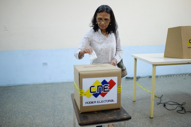 Cử tri Venezuela bắt đầu đi bỏ phiếu bầu Quốc hội lập hiến ảnh 1