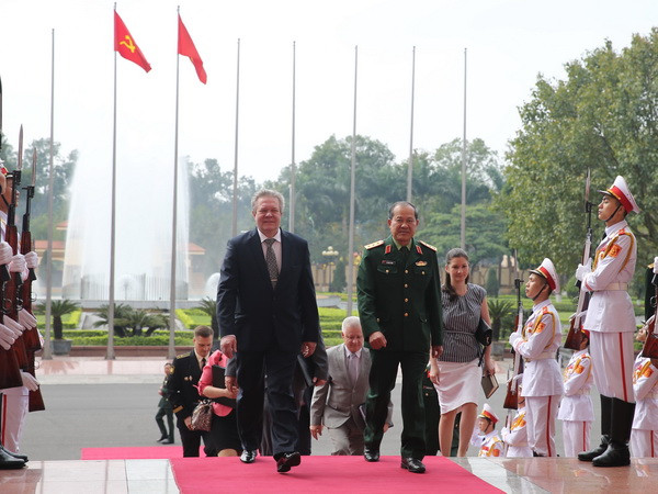 Việt Nam-Liên bang Nga tăng cường hợp tác kỹ thuật quân sự ảnh 1