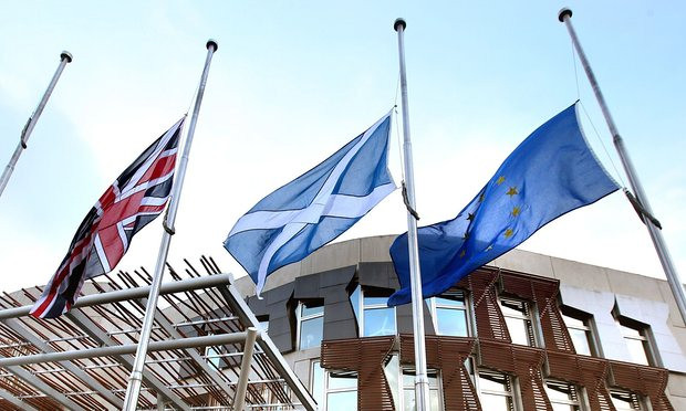 Hàng nghìn người tuần hành yêu cầu Scotland độc lập ảnh 1