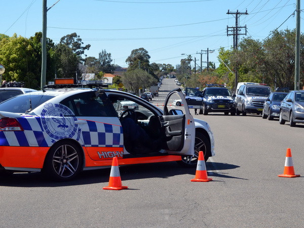 Cảnh sát Australia sẽ được bí mật khám xét nhà nghi can khủng bố ảnh 1