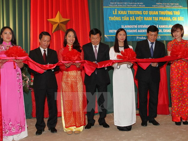 Bài 2: Cơ quan thường trú ngoài nước - Các “sứ giả” của TTXVN ảnh 1