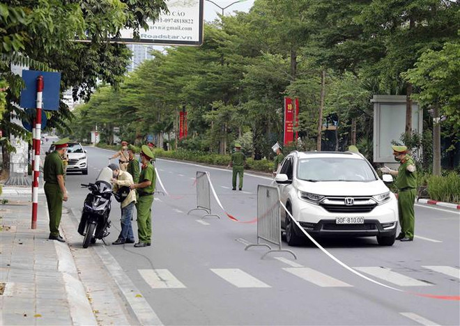 Hà Nội: Nhiều đối tượng vi phạm, cố tình "thông chốt" kiểm dịch ảnh 1