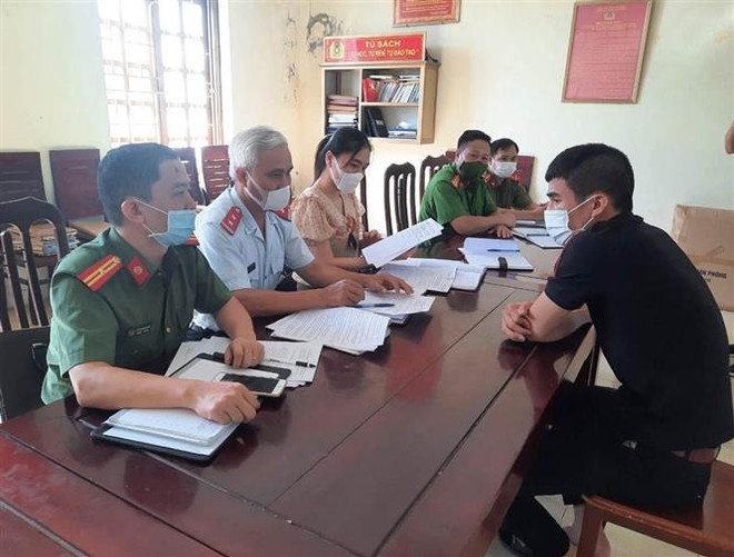 Ninh Bình: Xử phạt đối tượng đăng tải thông tin phản cảm trên YouTube ảnh 1