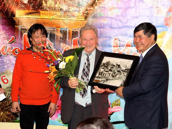 Người Việt ở Đức nô nức chào đón Tết cổ truyền năm Bính Thân ảnh 2