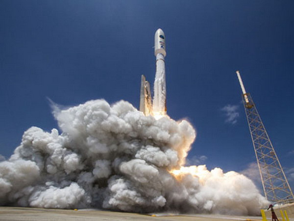 Không quân Mỹ phóng vệ tinh do thám quân sự tối mật vào quỹ đạo ảnh 1